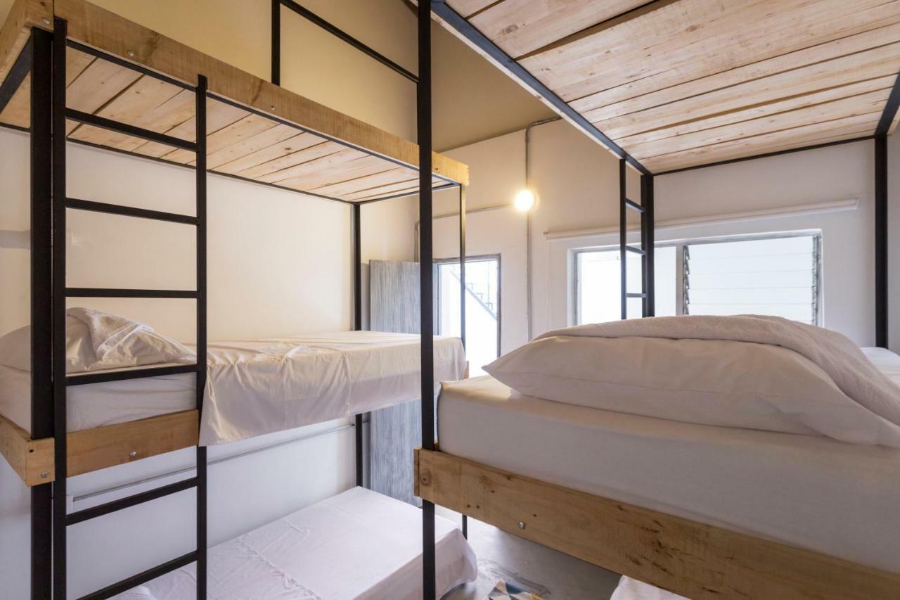 Gaston Coliving *